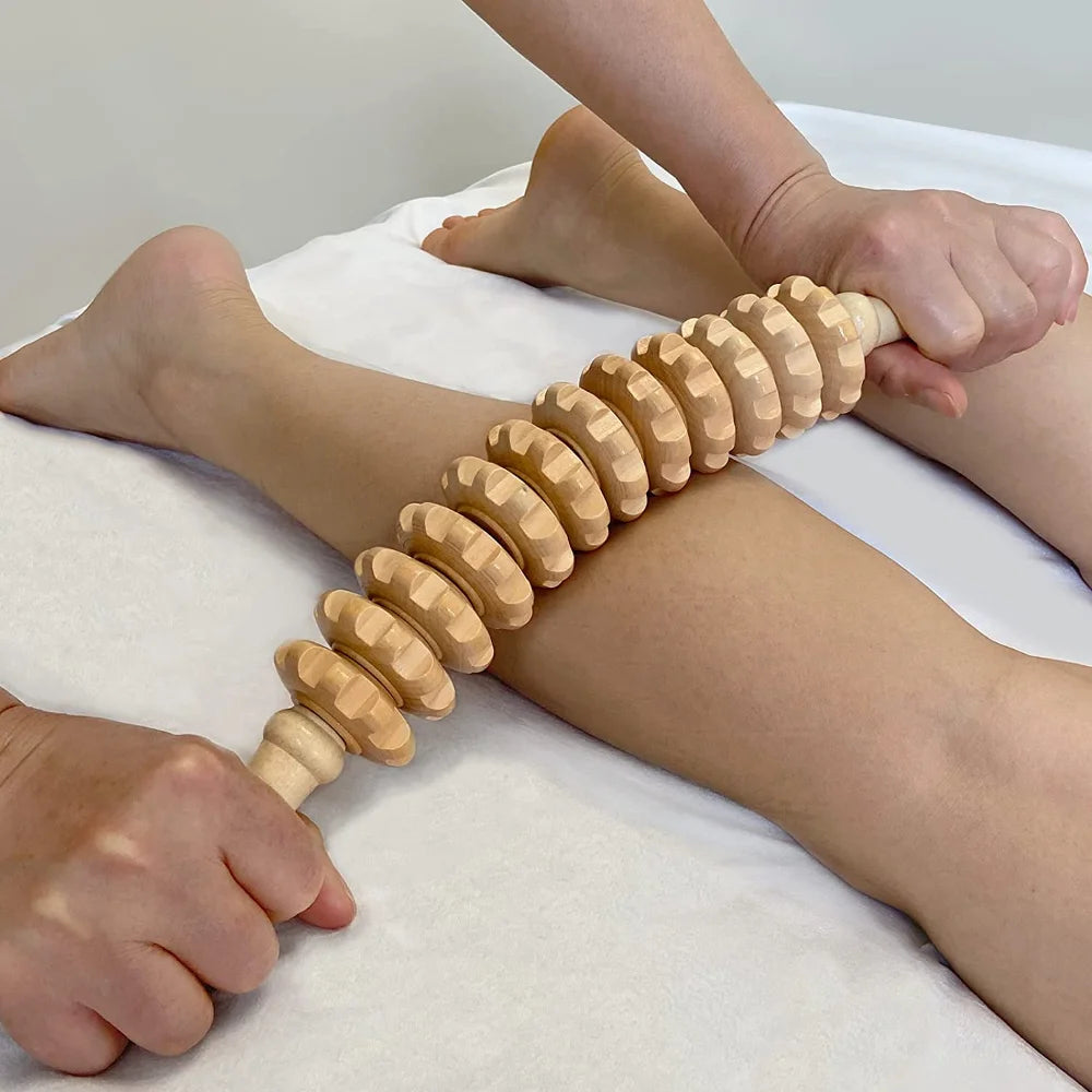 Body Fascia Massager Anti-slip Handle Wood Grooved Gear Arms Legs Thighs Buttocks Smooth Roller Massager for Back Relaxation